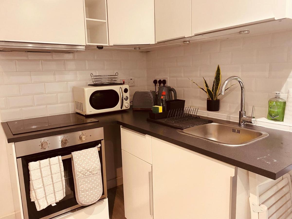 Modern 1 Bed Flat In The Heart Of Hackney Apartamento Londres Exterior foto